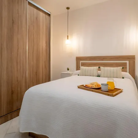 Bhost - Juan De Mena Apartment