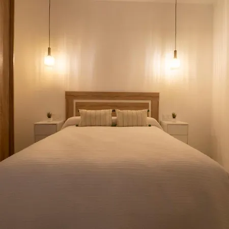Bhost - Juan De Mena Apartment